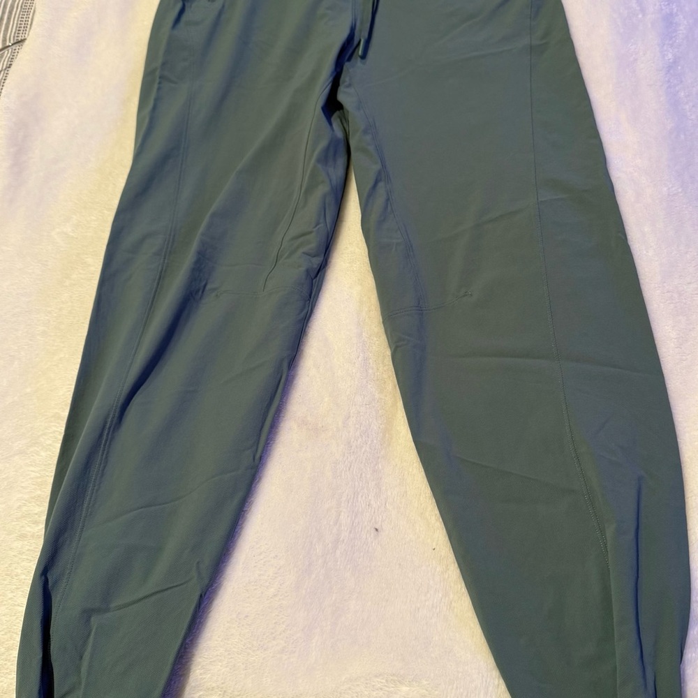 Lululemon Athletica Gray Textured Pants
